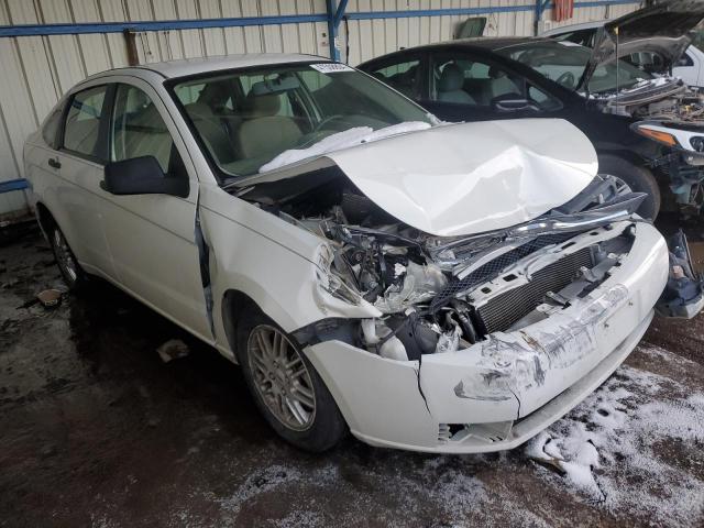 1FAHP35N59W103354 - 2009 FORD FOCUS SE WHITE photo 4