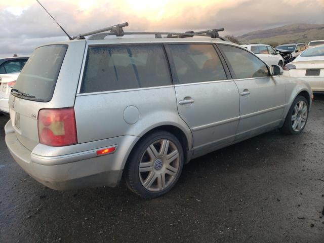 WVWNE63B54E343080 - 2004 VOLKSWAGEN PASSAT GL TDI SILVER photo 3