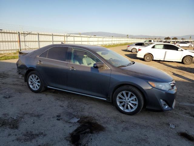 4T1BK1FK7DU525617 - 2013 TOYOTA CAMRY SE/X GRAY photo 4