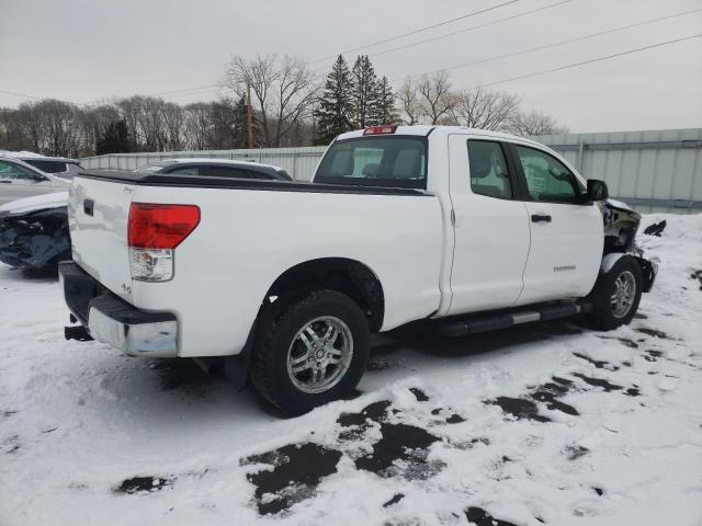 5TFUM5F14CX031668 - 2012 TOYOTA TUNDRA DOUBLE CAB SR5 WHITE photo 3