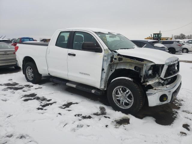 5TFUM5F14CX031668 - 2012 TOYOTA TUNDRA DOUBLE CAB SR5 WHITE photo 4