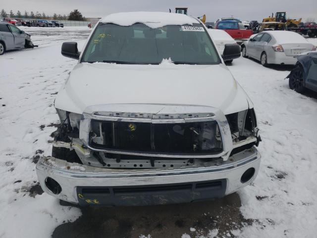 5TFUM5F14CX031668 - 2012 TOYOTA TUNDRA DOUBLE CAB SR5 WHITE photo 5