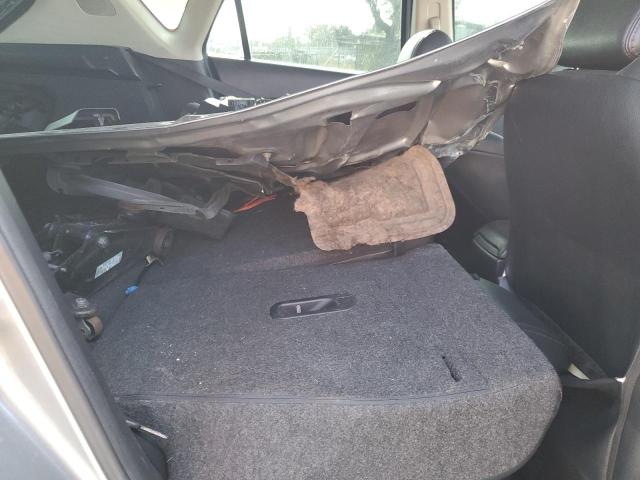 JM1BL1L34C1518901 - 2012 MAZDA SPEED 3 SILVER photo 11