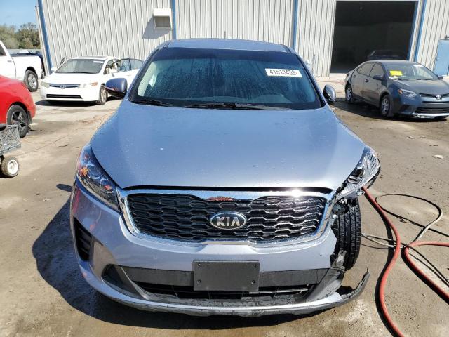 5XYPGDA57LG613937 - 2020 KIA SORENTO S GRAY photo 5