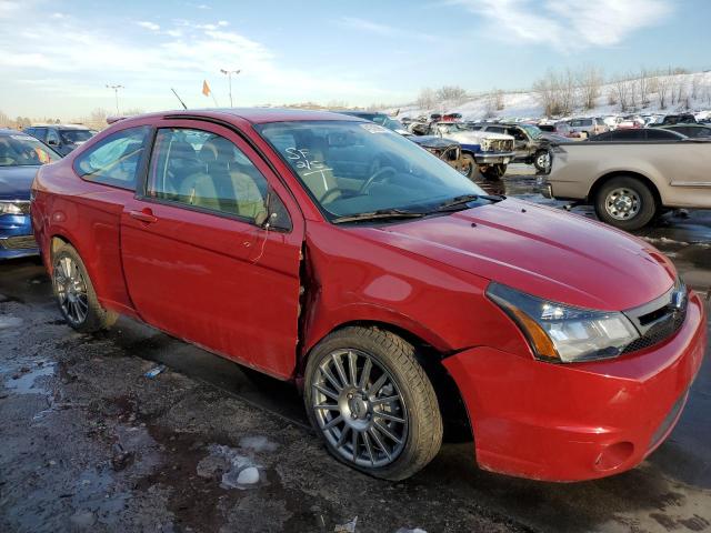 1FAHP3DN6AW163035 - 2010 FORD FOCUS SES RED photo 4