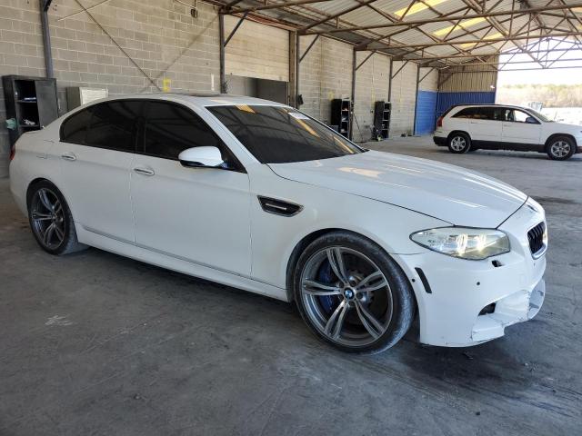 WBSFV9C59DD095513 - 2013 BMW M5 WHITE photo 4