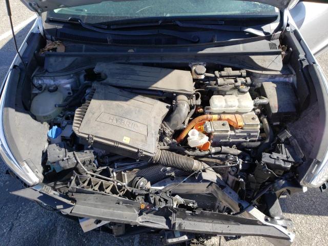 KNDCB3LC8L5396975 - 2020 KIA NIRO LX SILVER photo 12