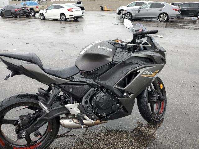 ML5EXER1XPDA88758 - 2023 KAWASAKI EX650 R Grafito foto 5