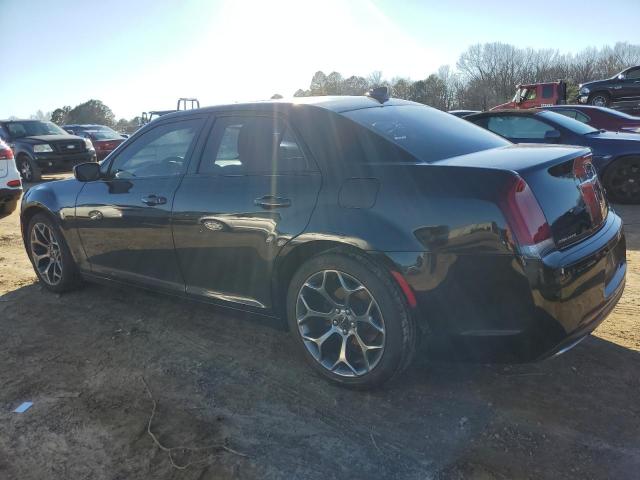 2C3CCABGXFH921493 - 2015 CHRYSLER 300 S BLACK photo 2