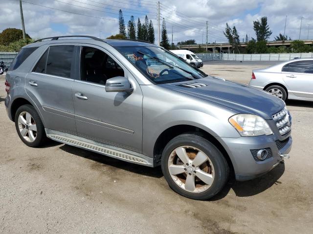 4JGBB8GB6BA725202 - 2011 MERCEDES-BENZ ML 350 4MATIC SILVER photo 4