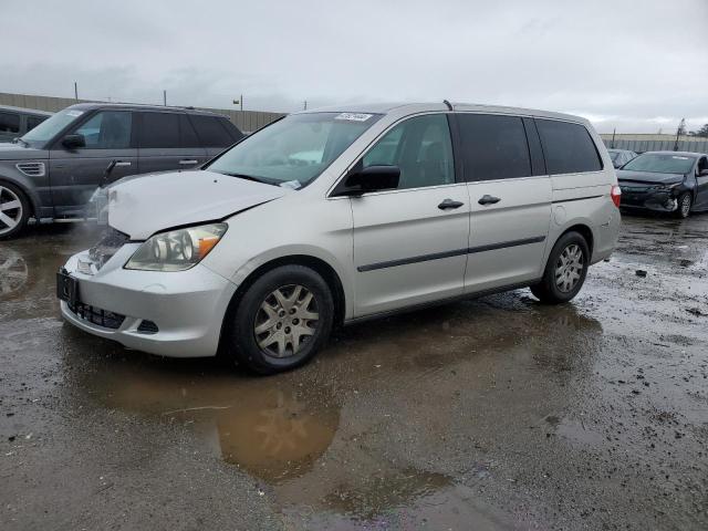 5FNRL382X6B110392 - 2006 HONDA ODYSSEY LX SILVER photo 1