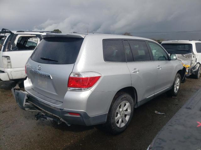 5TDZA3EH6BS007667 - 2011 TOYOTA HIGHLANDER BASE SILVER photo 3