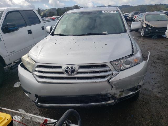 5TDZA3EH6BS007667 - 2011 TOYOTA HIGHLANDER BASE SILVER photo 5