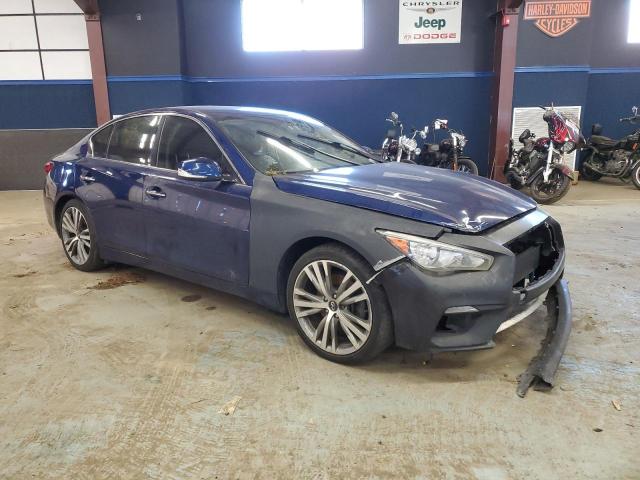 JN1EV7ARXJM440706 - 2018 INFINITI Q50 LUXE BLUE photo 4