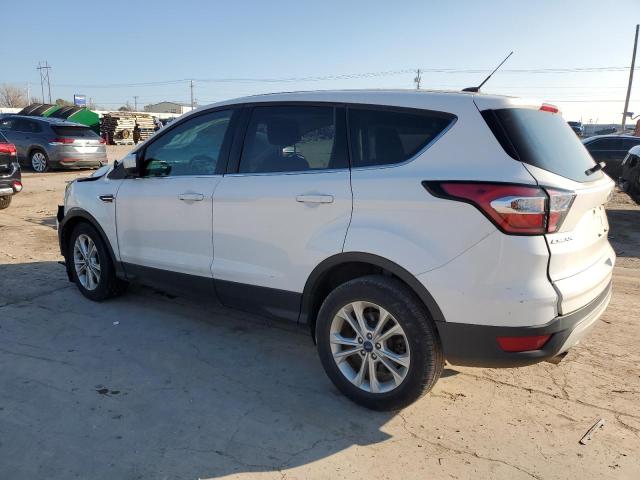 1FMCU0GD0HUE38950 - 2017 FORD ESCAPE SE WHITE photo 2