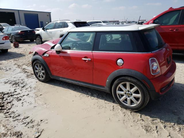 WMWSV3C54DT392243 - 2013 MINI COOPER S RED photo 2