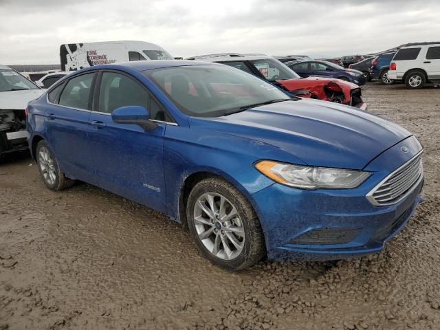 3FA6P0LU7HR317862 - 2017 FORD FUSION SE HYBRID BLUE photo 4