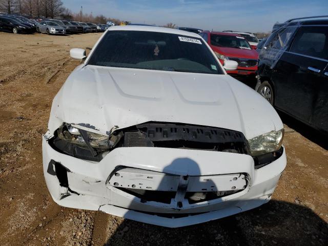 2C3CDXBG6EH198224 - 2014 DODGE CHARGER SE WHITE photo 5