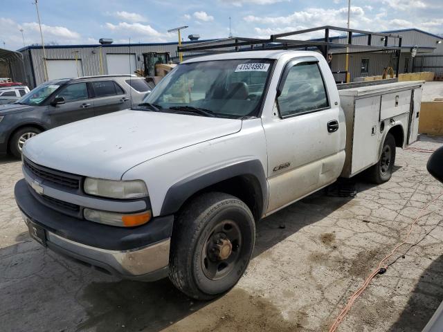 1GBGC24U12Z132833 - 2002 CHEVROLET SILVERADO C2500 WHITE photo 1