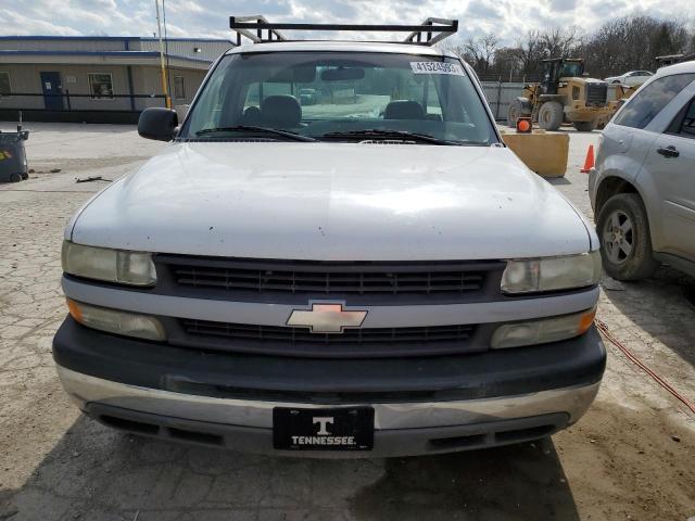 1GBGC24U12Z132833 - 2002 CHEVROLET SILVERADO C2500 WHITE photo 5