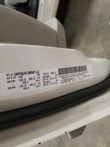 2A4RR5D17AR105696 - 2010 CHRYSLER TOWN & COU TOURING თეთრი ფოტო 13