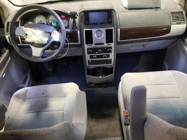 2A4RR5D17AR105696 - 2010 CHRYSLER TOWN & COU TOURING თეთრი ფოტო 8