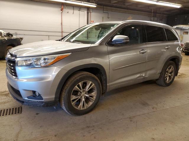 5TDJKRFH3FS138881 - 2015 TOYOTA HIGHLANDER XLE 银色 照片 1
