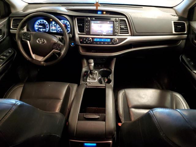 5TDJKRFH3FS138881 - 2015 TOYOTA HIGHLANDER XLE 银色 照片 8