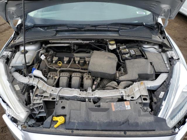 1FADP3K24HL259782 - 2017 FORD FOCUS SE SILVER photo 11