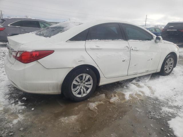 5NPEB4AC8BH217995 - 2011 HYUNDAI SONATA GLS WHITE photo 3