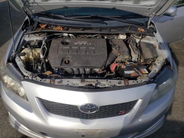 2T1BU4EE6AC451417 - 2010 TOYOTA COROLLA BASE SILVER photo 11