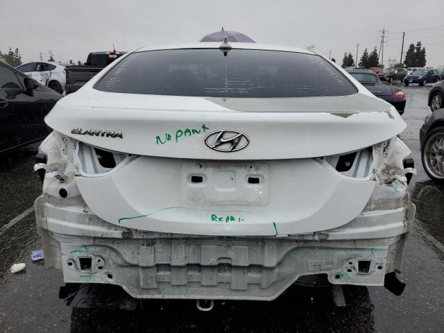 5NPDH4AE9GH740915 - 2016 HYUNDAI ELANTRA SE WHITE photo 6