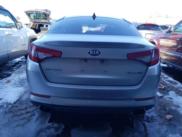 5XXGR4A68DG219565 - 2013 KIA OPTIMA SX SILVER photo 6