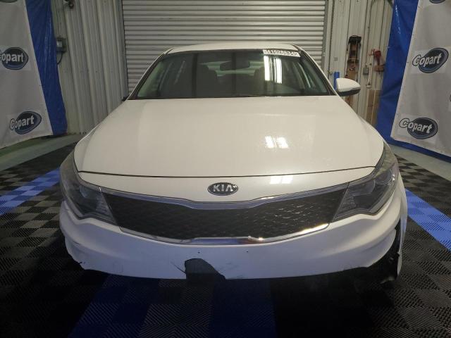 KNAGT4L32G5086280 - 2016 KIA OPTIMA LX WHITE photo 5