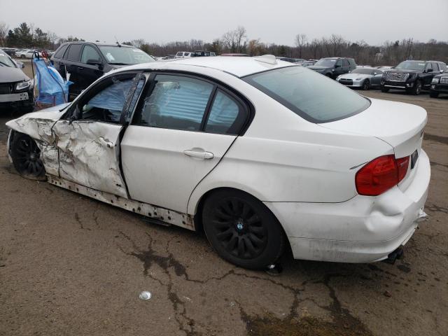 WBAPH53529A437823 - 2009 BMW 328 I SULEV WHITE photo 2