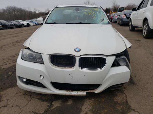 WBAPH53529A437823 - 2009 BMW 328 I SULEV WHITE photo 5