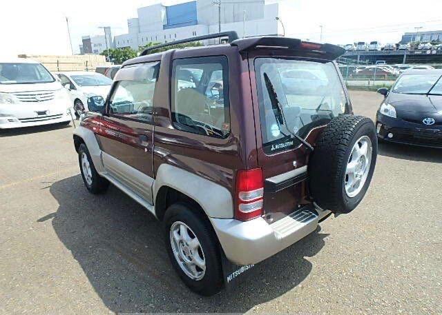 H57A0007571 - 1996 MITSUBISHI PAJERO MAROON photo 3