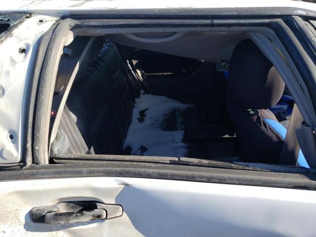 JF1SF6555YH730164 - 2000 SUBARU FORESTER S WHITE photo 10
