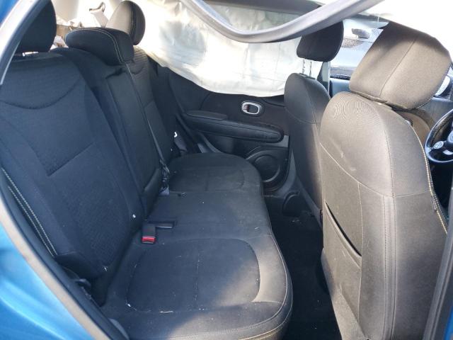 KNDJP3A56G7334773 - 2016 KIA SOUL + BLUE photo 10
