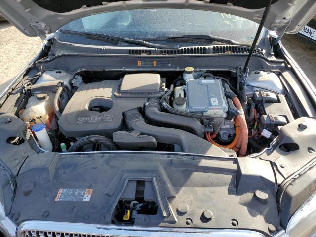 3LN6L5LU7HR664719 - 2017 LINCOLN MKZ HYBRID SELECT SILVER photo 11