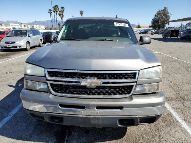 2GCEK13V471151953 - 2007 CHEVROLET SILVERADO K1500 CLASSIC CREW CAB GRAY photo 5