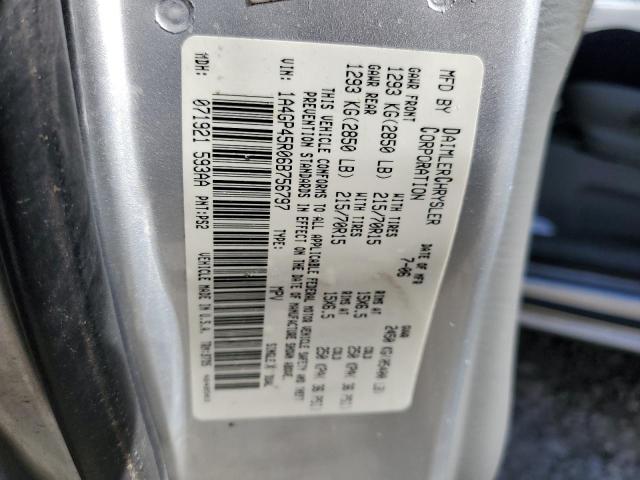 1A4GP45R06B756797 - 2006 CHRYSLER TOWN & COU ვერცხლისფერი ფოტო 13