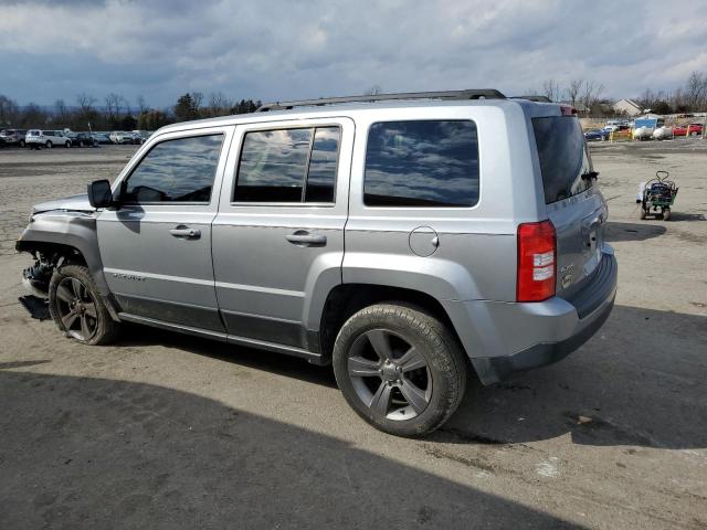 1C4NJRFB7FD280131 - 2015 JEEP PATRIOT LATITUDE SILVER photo 2