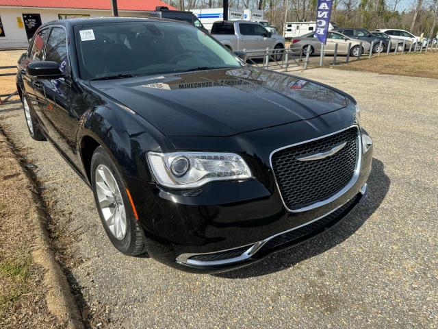 2016 CHRYSLER 300 LIMITED, 