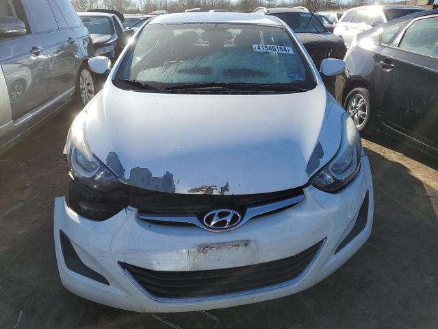 5NPDH4AE5GH771997 - 2016 HYUNDAI ELANTRA SE WHITE photo 5