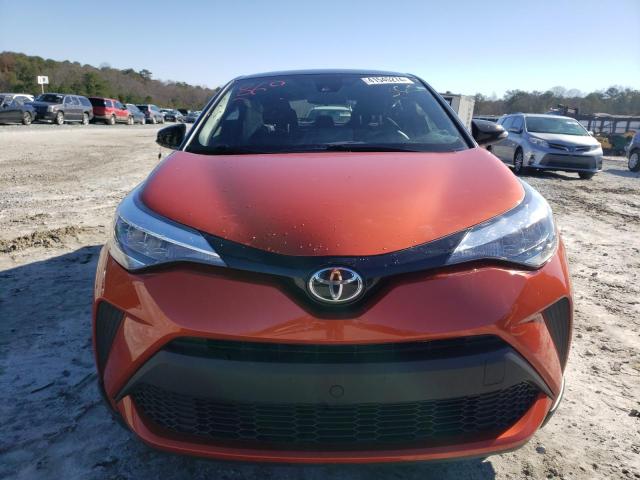 JTNKHMBX7L1068695 - 2020 TOYOTA C-HR XLE ORANGE photo 5