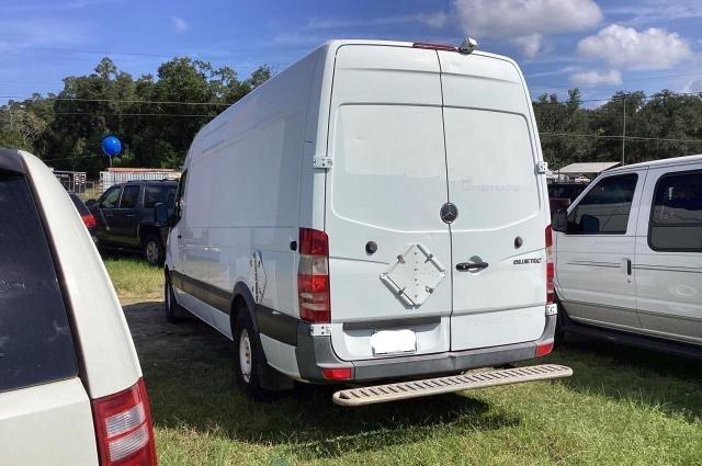 WD3PE8CB2B5589600 - 2011 MERCEDES-BENZ SPRINTER 2500 WHITE photo 3