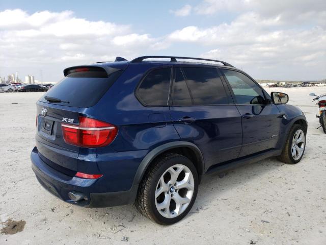 5UXZW0C55CL664745 - 2012 BMW X5 XDRIVE35D BLUE photo 3