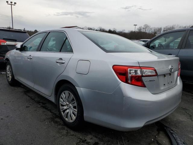 4T4BF1FK8ER355733 - 2014 TOYOTA CAMRY L SILVER photo 2