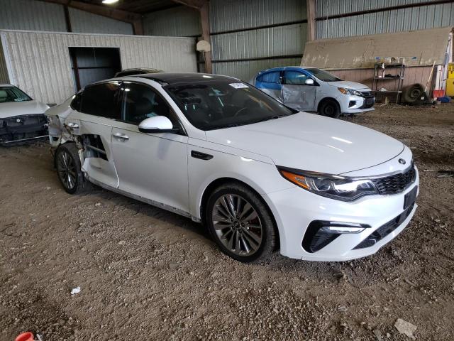 5XXGV4L29KG325705 - 2019 KIA OPTIMA SXL WHITE photo 4